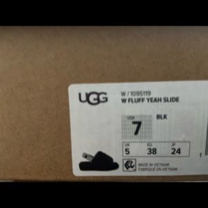 Fur ugg slippers